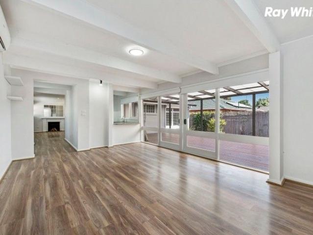 A Contemporary find with Fabulous Flair
