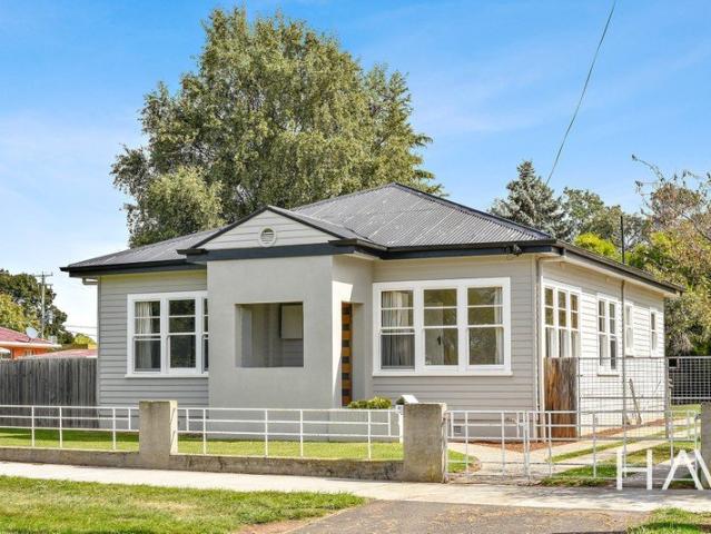 A Cottage with Something for Everyone!