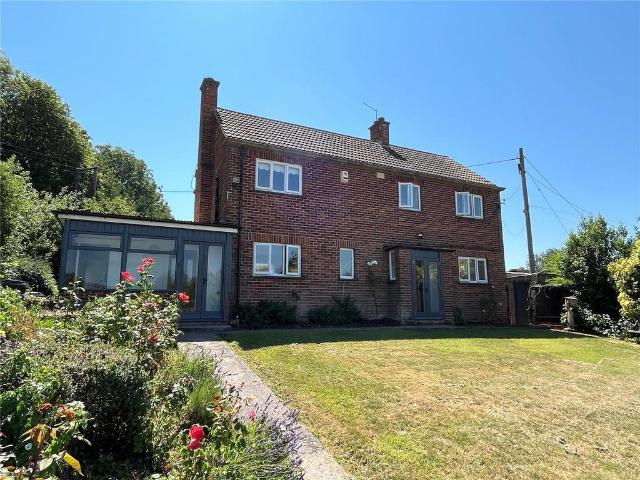 A country four bedroom property with. 4 bed detached house to rent £2,500 pcm £577 pw