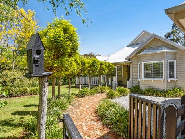 A Country Residence of Timeless Charm & Tranquillity, With A Rare Garden & Equestrian Retreat Near Daylesford