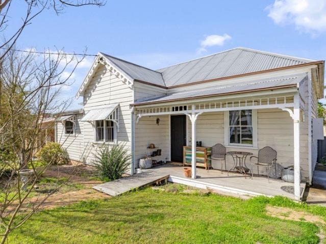 A Dungog Classic