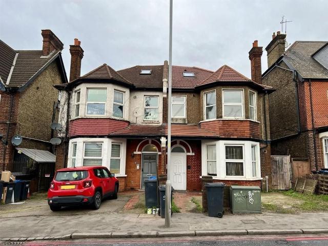 A Duppas Hill Road, Croydon CR0, 2 bed maisonette to rent, £1,600 pcm | PrimeLocation