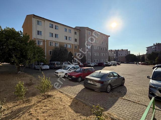 Üniversite Yolunda Kiralık Full Eşyalı 2+1 Daire