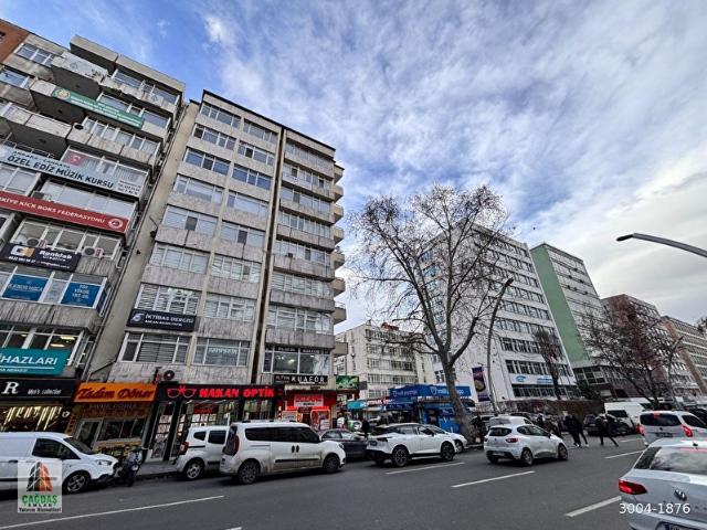 ÇAĞDAŞ TAN SATILIK KIZILAY DA 270 M2 MANZARALI YENİLENMİŞ BOŞ İŞYERİ