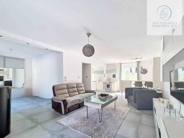 Maison 100 m² sur un grand Terrain de 2 118 m²