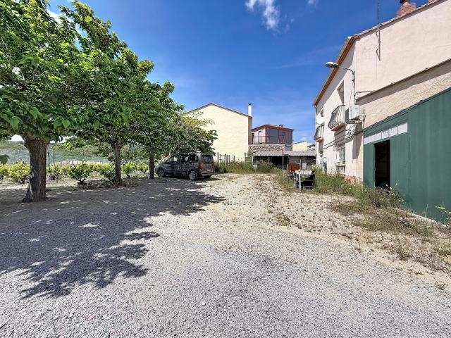 À découvrir à Trévillach Grande villa T6 avec jardin et garage
