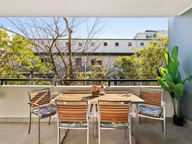 A designer sanctuary between village and park