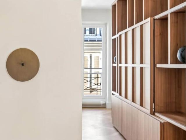 A deux pas de l'Elysée et du raffinement iconique du Faubour. 95m² Paris 8ème
