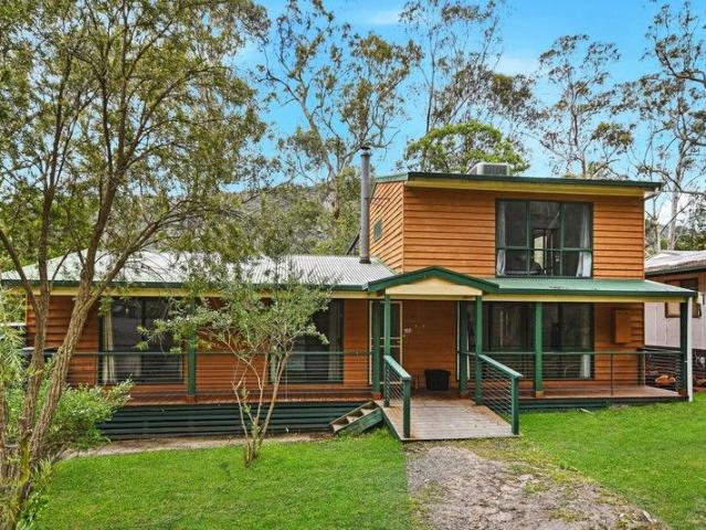 A Double Delight in Halls Gap