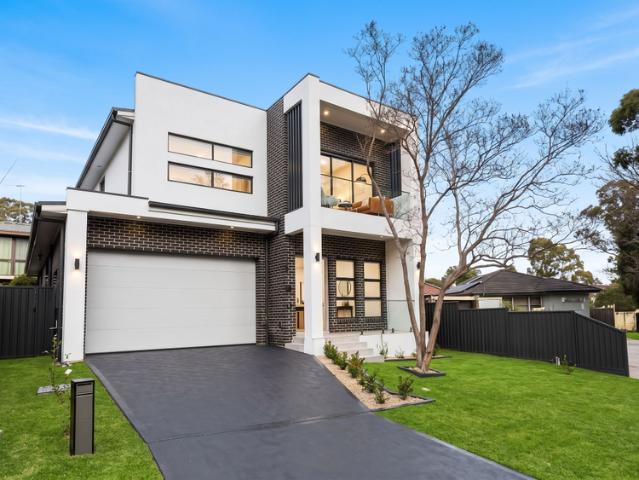 A DREAM HOME WITH ELEGANCE THROUGHOUT!