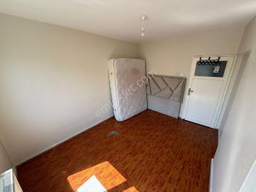 A.eğlence Meşeli Sokak'ta 1.kat Konumunda 3+1 120m2 Yapılı Daire