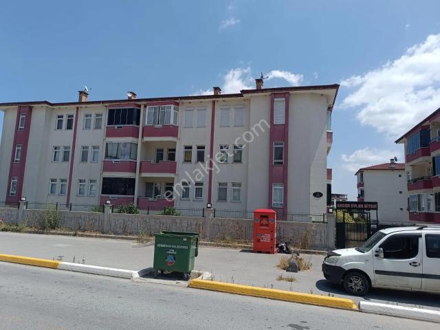 Çağ Emlaktan Ender Ev.135m2 3+1 2. Kat Doğalgazlı Kiralık Daire