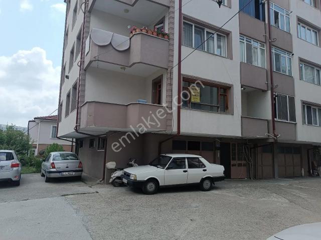 Çağ Emlaktan Serdivanda 125m2 3+1 Doğalgazlı Kiralık Daire