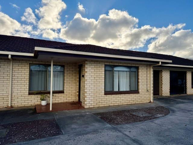 A Fully Furnished Inner City Gem