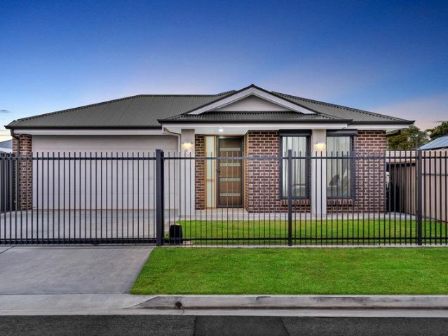 A Fully Specced, Custom Designed Family Home in Brahma Lodge