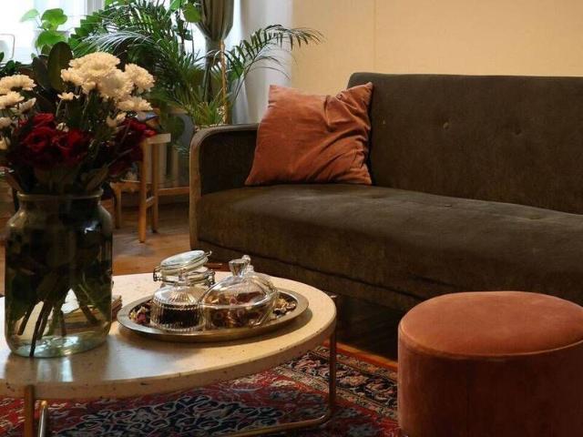 A Furnished Stylish Berlin Altbau just steps from Ku'damm