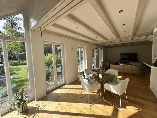 A+ Familienhaus mit Wärmepumpe, PV Anlage & 1.355 m² Grundstück im Landkreis Dachau