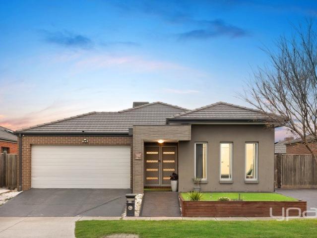 A Family Favourite in a Prime Saltwater Coast Location