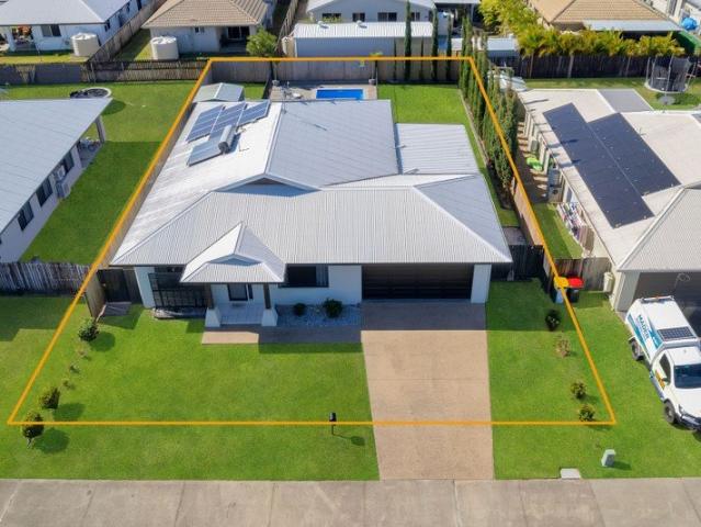 A Family Favourite with Pool & Entertaining Space