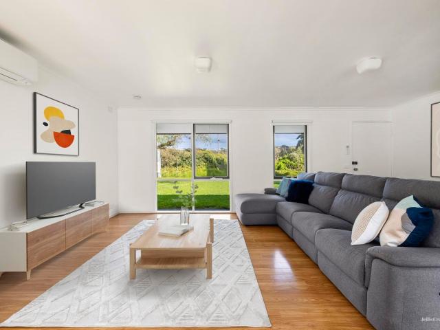 A family friendly coastal retreat 12 month lease unfurnished