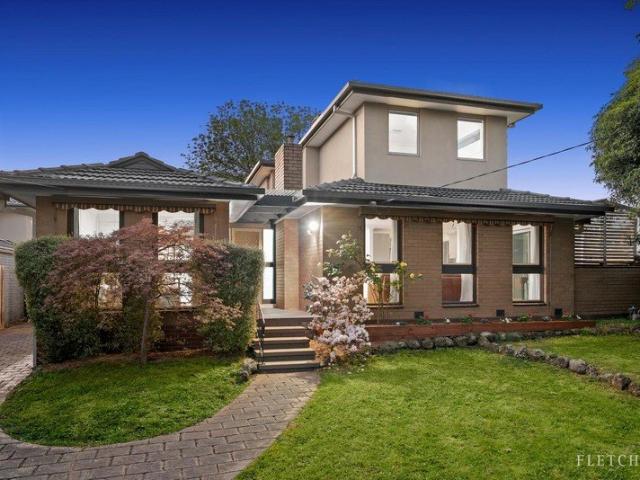 A Family Haven Made for Living & Entertaining