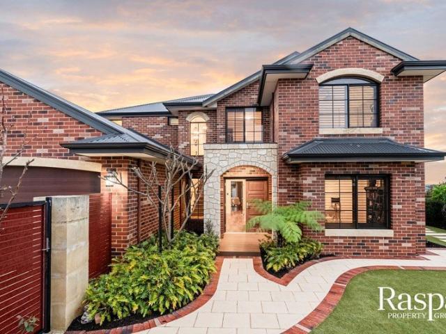 A Family Home Above It All
