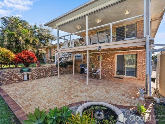 A Family Home Designed for Comfort & Entertaining