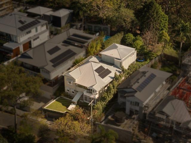 A Family Home for Every Chapter, with Teneriffe Park at Your Back Door