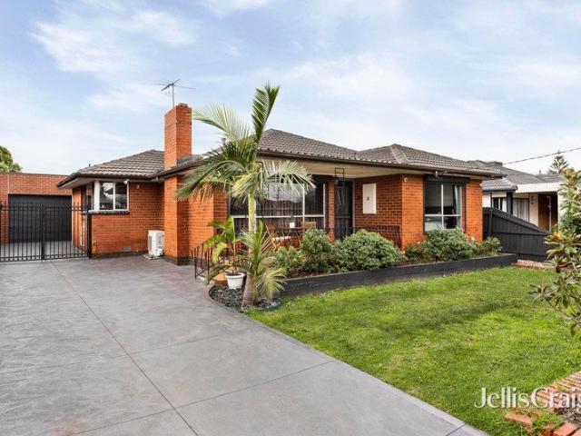 A family home that radiates with style and sophistication