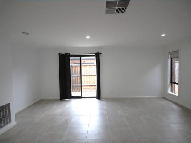 A Fantastic Location & Low Maintenance