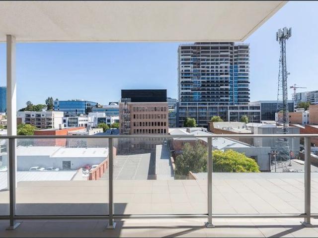 A fantastic location so Handy FULLY FURNISHED & equipped