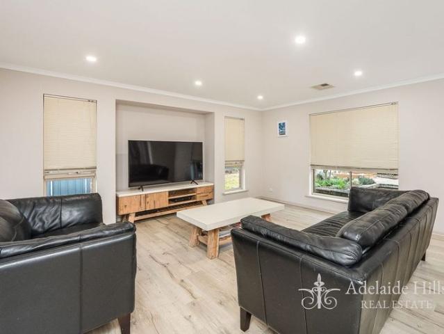 A Fantastic Mount Barker Location | Available 31/7/26
