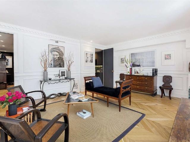 A fantastic one bedroom flat with private patio
