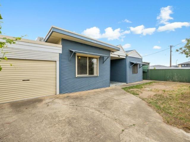 A Fantastic Opportunity with Versatile Living Spaces