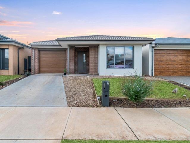 A Fantastic Opportunity for Families and Investors Alike!
