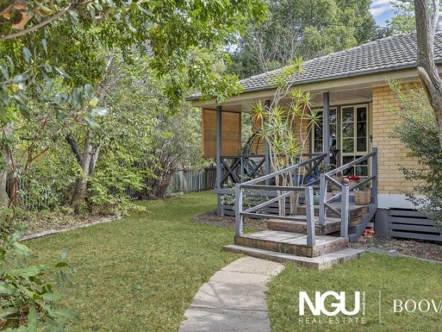 A Fantastic Opportunity on a Flood Free 607m² Corner Block