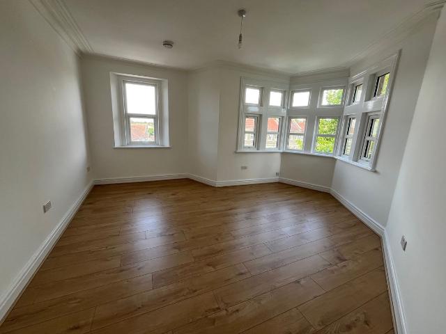 A Fishponds Road, Bristol BS16, 2 bed flat to rent, £1,500 pcm | PrimeLocation