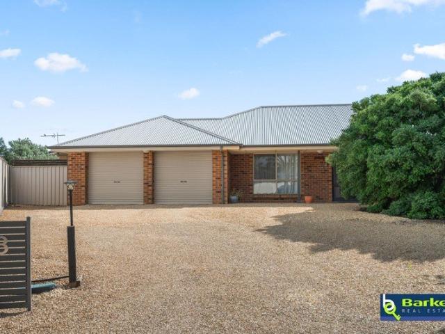 A Five Bedroom Family Haven with Space to Live & Entertain