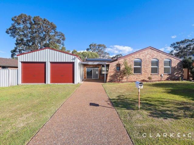 A FLEXIBLE FLOORPLAN WITH PLENTY TO OFFER!