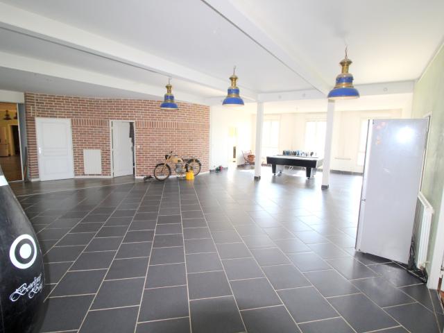 À Fouilloy, immense appartement à acheter
