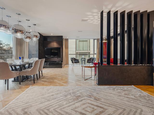 A Four Bedroom Apartment with Wraparound Balconies in Knightsbridge
