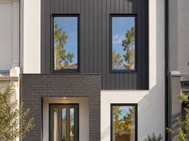 A FRESH START, A STYLISH HOME, AN EASIER WAY TO LIVE