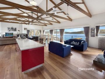 Miena, Meander Valley, Rabbit Island, Latrobe, Cloudy Bay, Kingborough, Tasmania Island