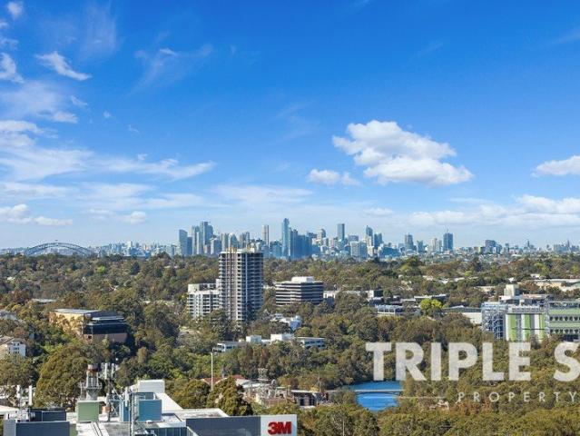 A Front Row Seat to Sydney's Skyline | 2 Bed + Study