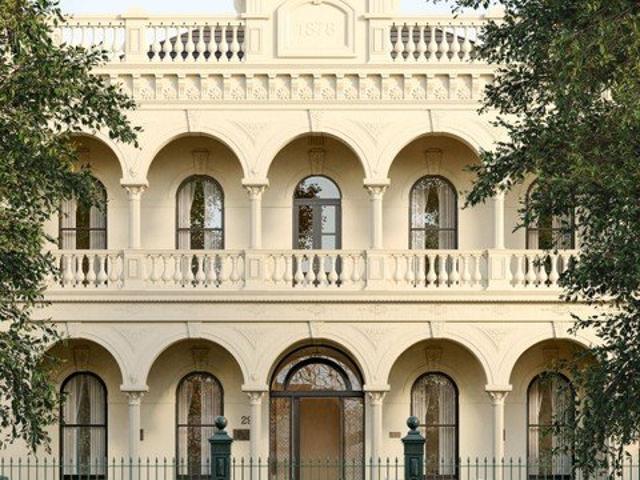 A Garden Terrace Residence in the Heart of Kilburn Mansion