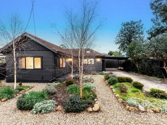 A Garden Cottage Full of Character and Charm