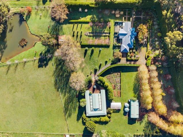 A Garden of Distinction An Extraordinary Lifestyle Opportunity Near Trentham