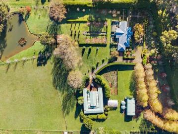 A Garden of Distinction An Extraordinary Lifestyle Opportunity Near Trentham