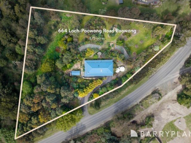 A Garden Sanctuary with Views to Match