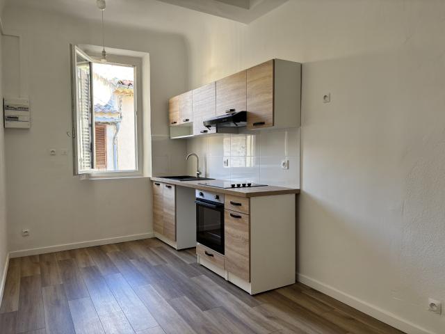 A Gémenos appartement de type 2 rénové